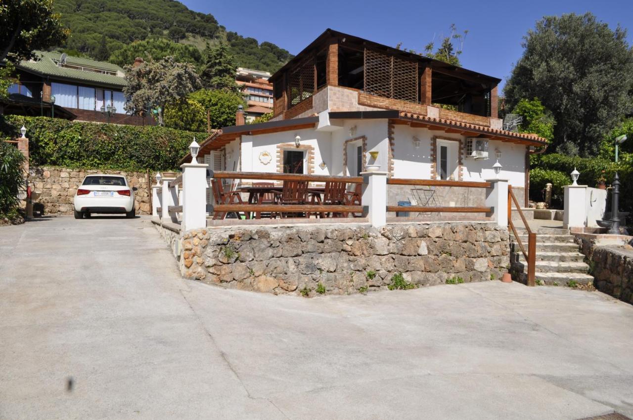 Villa Sis Holiday Palermo